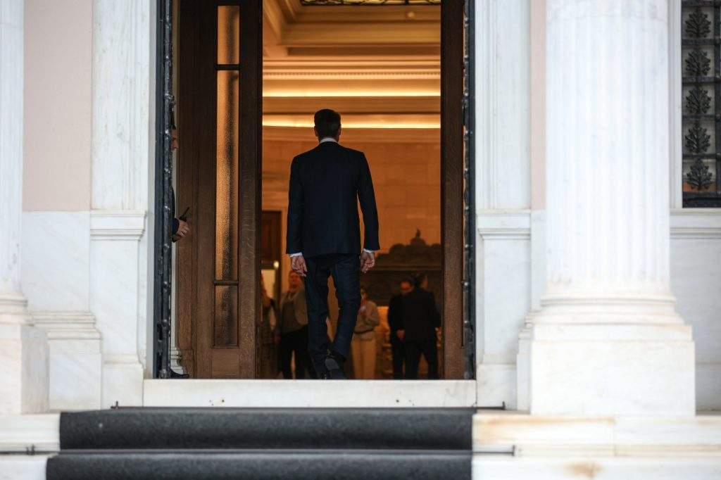 Στη δίκη για τα Τέμπη ο πατέρας του Γεράσιμου: «Έχει φριχτούς πόνους, ζει στο σκοτάδι»