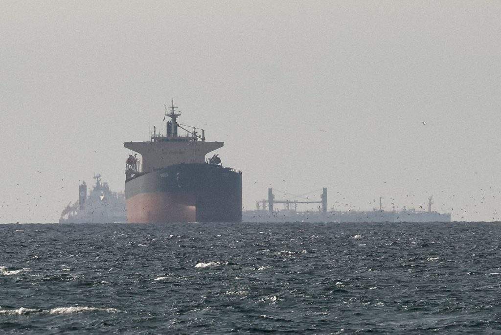 Εορταστικό ωράριο: Μέχρι τι ώρα θα είναι ανοιχτά τα καταστήματα σήμερα, Μεγάλη Πέμπτη