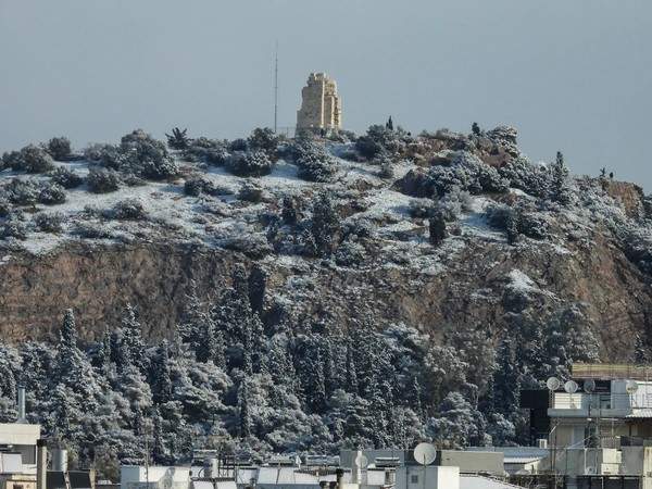 Βουλευτής της ΝΔ κατηγορεί τη Σδούκου για τον… παππού της: «Ήταν κομμουνιστής!»