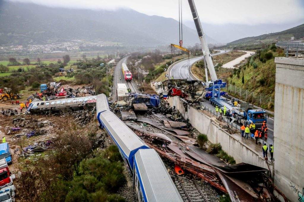 Η μπαταρία του κινητού πεθαίνει γρήγορα; 7 έξυπνα κόλπα που δουλεύουν