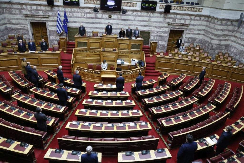 Grand Hotel: Εγκεφαλικό για τη Σουμέλα – Εμφανίζεται ο γιος της