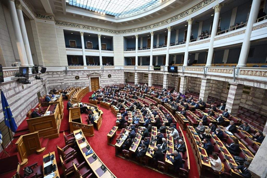 Πώς να έχεις πράσινο μπαλκόνι όλο το χρόνο με 7 «αθάνατα» φυτά
