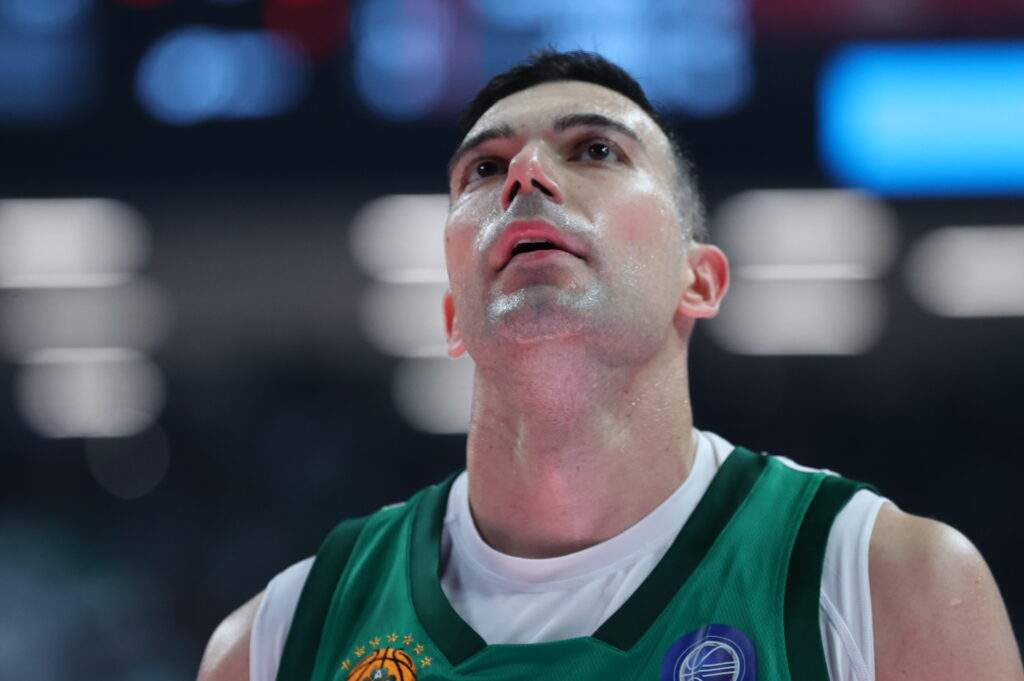 Απατεώνας στο Κιλκίς παρίστανε τον συμβολαιογράφο και απέσπασε από 74χρονη χρήματα, λίρες και κοσμήματα