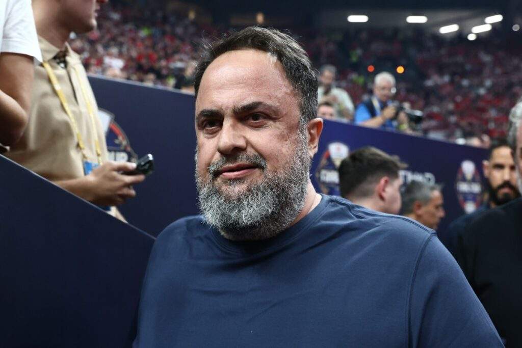 Σφοδρή κριτική της αντιπολίτευσης στην κυριακάτικη ανάρτηση του Πρωθυπουργού