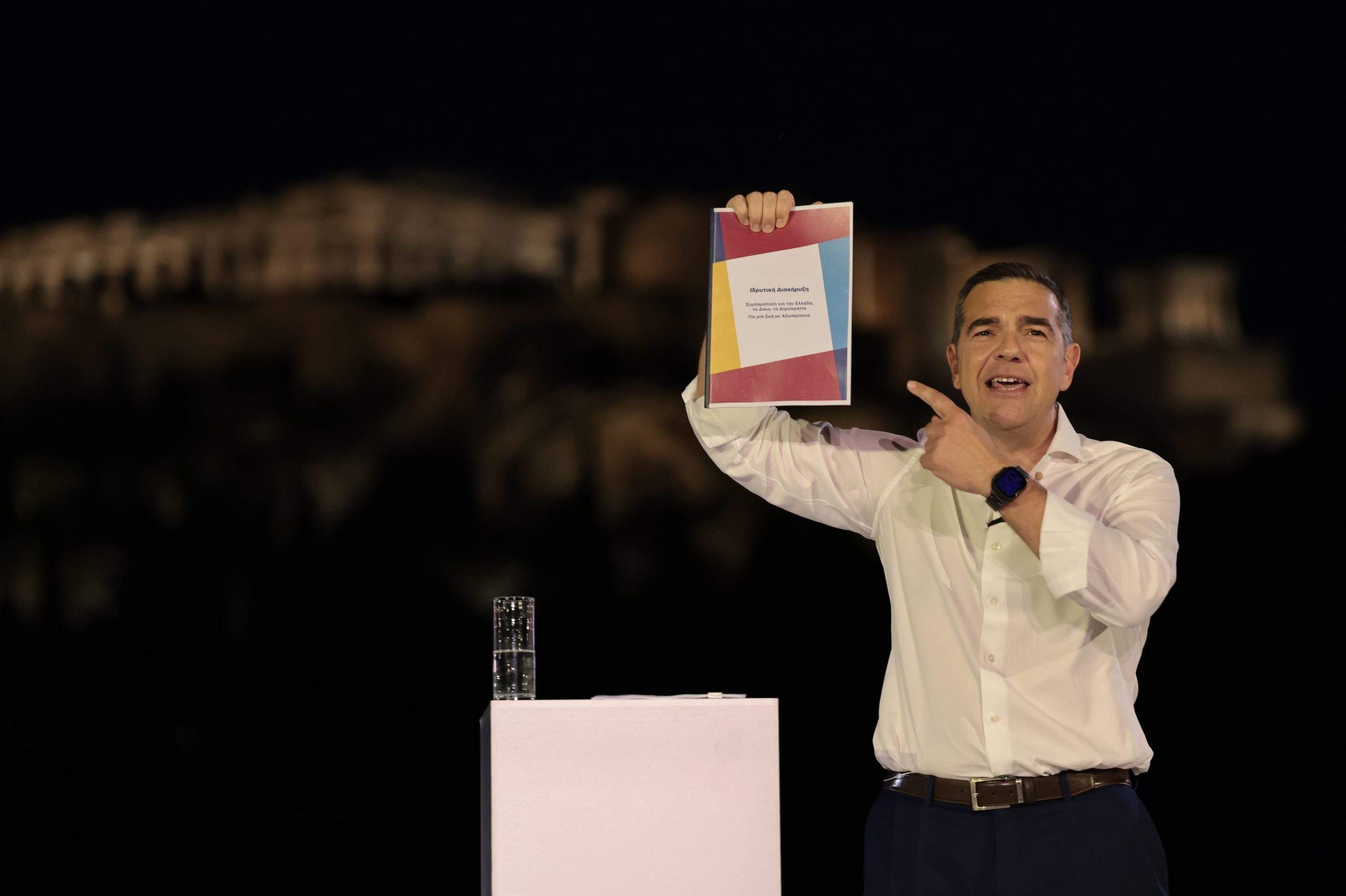 Γιάννης Αντετοκούνμπο: «Υπήρχαν μέρες που ο πατέρας μου δεν έτρωγε για να φάμε εμείς» – Ποιους αθλητές θαυμάζει