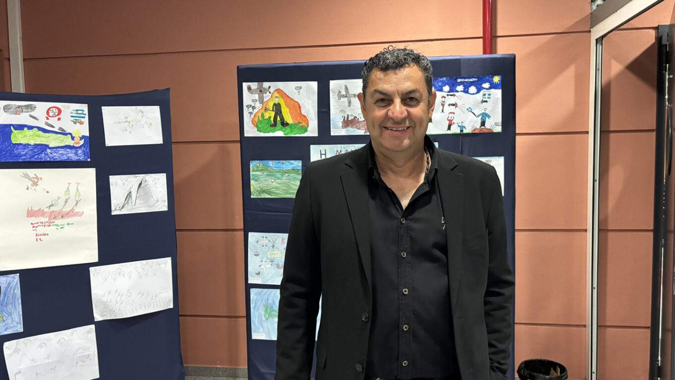 Κιτρινίζουν τα μαξιλάρια σου; Το «σπιτικό κόλπο» που τα κάνει λευκά σε 10′