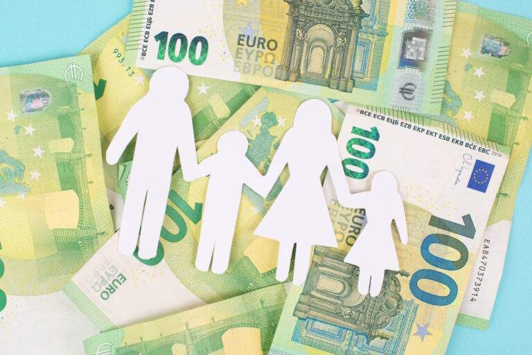Περαστική γυναίκα σε Άδωνι: «Κούκλος είστε — να σας πω, χάνετε στον φακό»