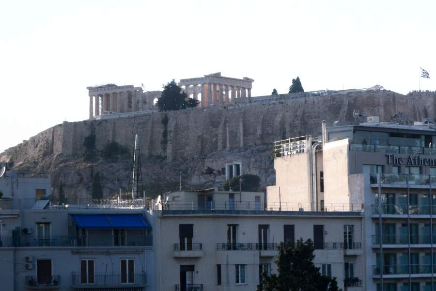 Θρήνος για το 13χρονο που έχασε τη ζωή του πάνω στο πατίνι του