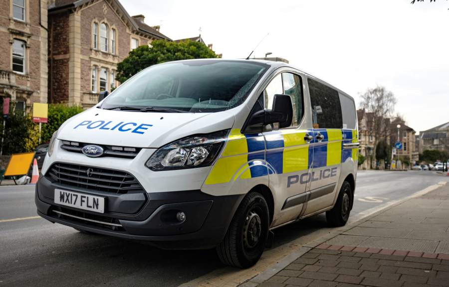 Ιράν: Ο Τραμπ προδίδει τη διπλωματία για τρίτη φορά – Τι λέει ο σύμβουλος του Χαμενεΐ