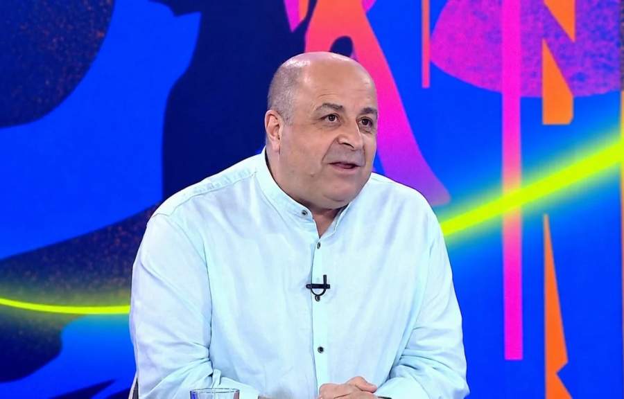 Περίεργο εύρημα σε παραλία στον Άγιο Νικόλαο Κρήτης – Μοιάζει με εξάρτημα πυραυλικού συστήματος