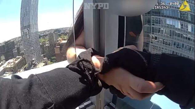 Χωρίς τις αισθήσεις του εντοπίστηκε ο 82χρονος που αγνοούταν στην Κορινθία