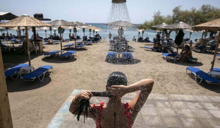Γωγώ Μαστροκώστα: Οι τρεις αναφορές του Τραϊανού Δέλλα που συγκλόνισαν  – “Θα σε θρηνώ για πάντα” (Βίντεο)