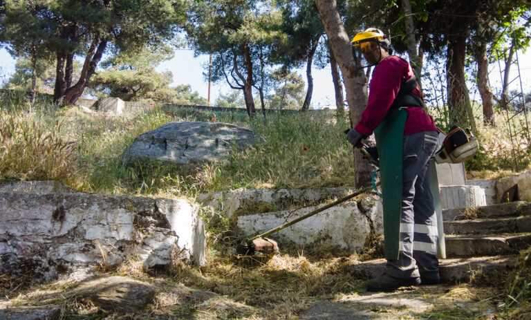 Επέκταση συλλογικών συμβάσεων σε επισιτισμό και κλάδο ζαχαρωδών
