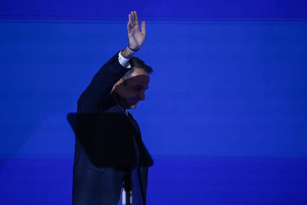 Η Γη της Ελιάς: Η κόντρα μετατρέπεται σε νύχτα αμαρτίας