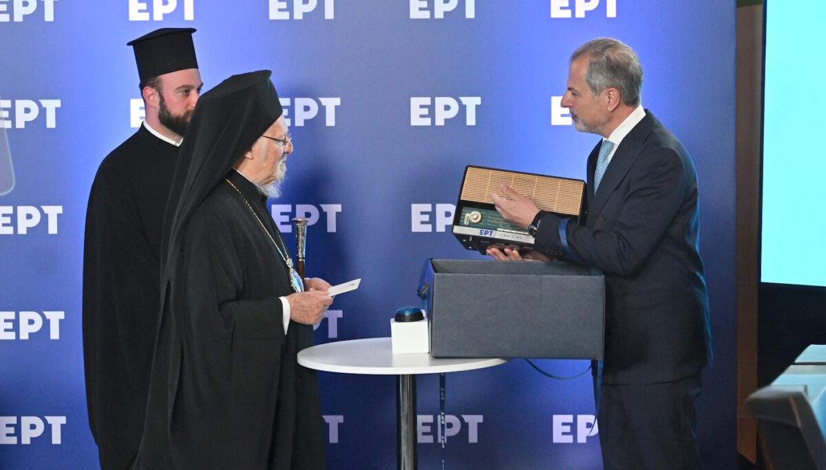 Σερ: Ο γιος της αποκαλύπτει ότι δεν λαμβάνει πλέον οικονομική βοήθεια από τη μητέρα του