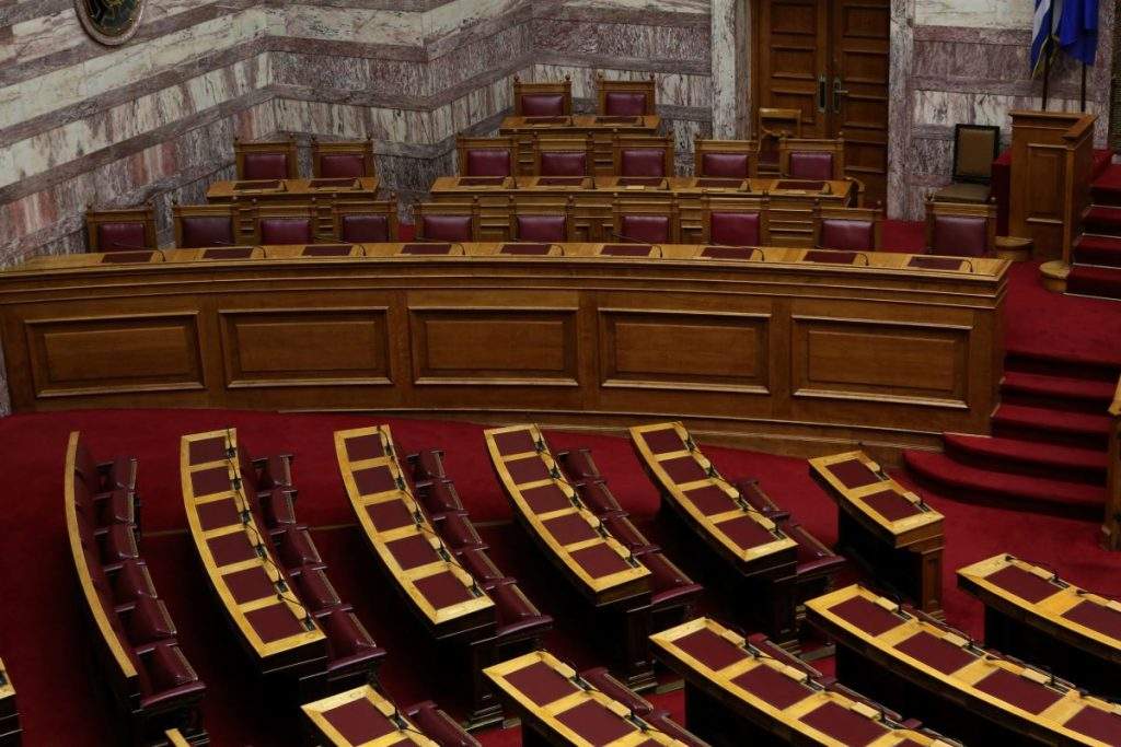 Πρόσφορο: Τι σημαίνουν τα σύμβολα της σφραγίδας στο ψωμί της λειτουργίας