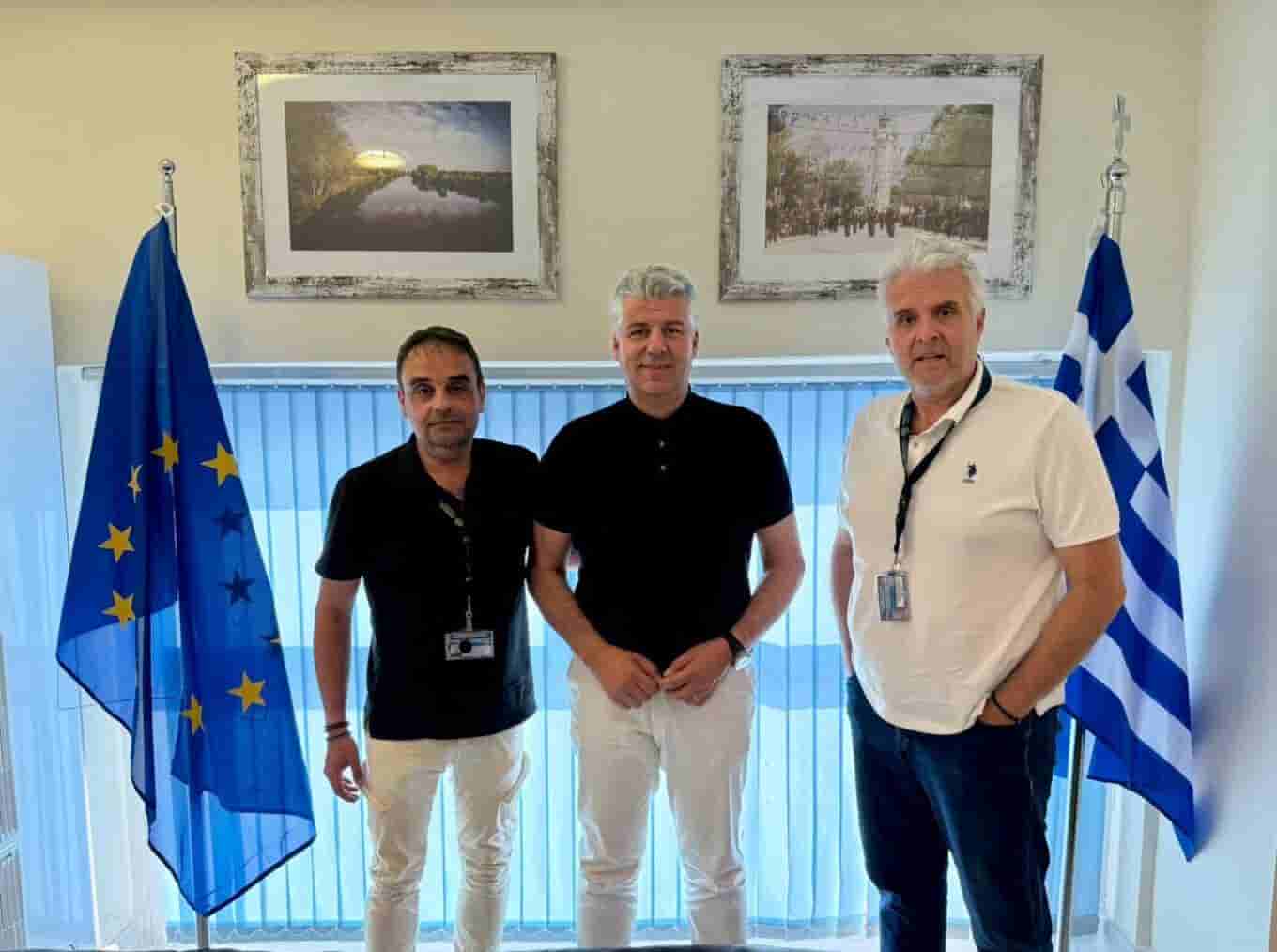 Ισχυρές σεισμικές δονήσεις 4,8 και 5,2 Ρίχτερ στην Εύβοια – Κατολισθήσεις σε πολλά σημεία, σε εξέλιξη η καταγραφή ζημιών