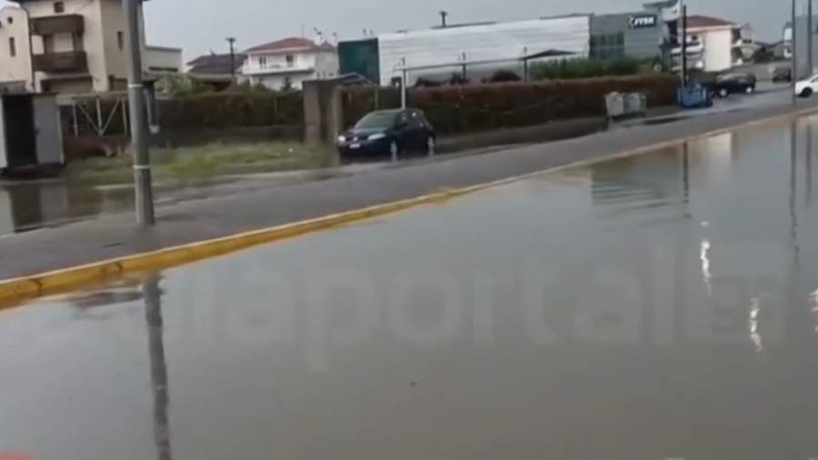 Οι ΗΠΑ φέρονται να «ξεπάγωσαν» 3 δισ. δολάρια για το Ιράν, επειδή δεν συνέχισε τις επιθέσεις στο Ισραήλ