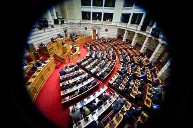 Καραμπόλα πέντε οχημάτων στην Λεωφόρο Κηφισού – Προβλήματα στην κυκλοφορία στο ρεύμα προς Λαμία
