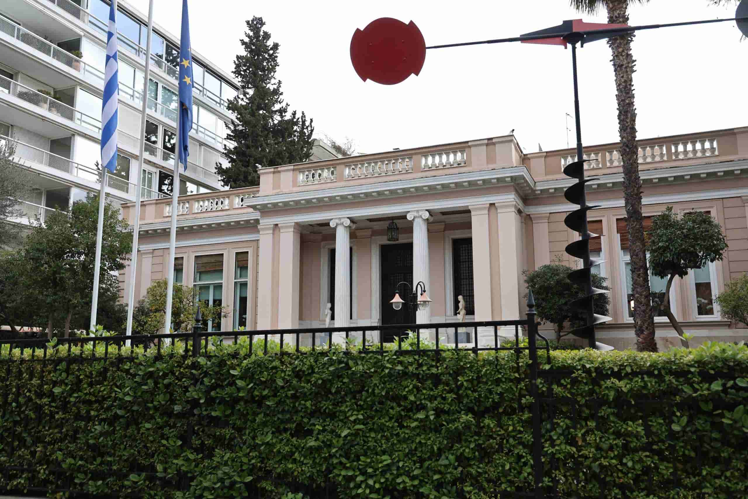 Κρήτη: Σε κρίσιμη κατάσταση ο 20χρονoς οδηγός μηχανής μετά από σύγκρουση με ΙΧ -Νοσηλεύεται στη ΜΕΘ