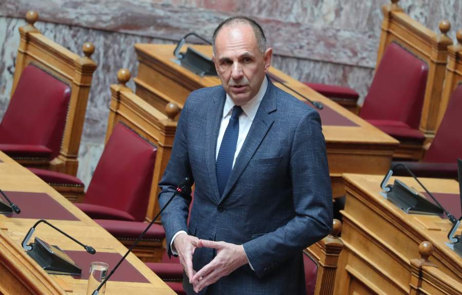 Συνταγή για σουφλέ μελιτζάνας με πατάτες και κολοκυθάκια