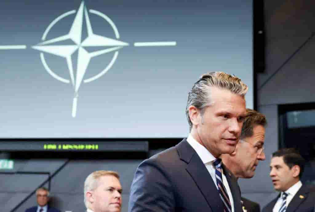 Άγιος Έρωτας: Ο νέος ιερέας της Στέρνας εκτοπίζει τον Νικόλαο