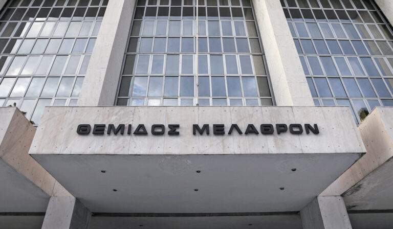 ΣΟΚ ΤΩΡΑ: ΑΠΟ ΑΥΤΟ ΞΕΚΙΝΗΣΕ Η ΦΩΤΙΑ ΣΤΟ ΑΛΣΟΣ ΒΕΪΚΟΥ – ΑΥΤΟΥΣ ΨΑΧΝΟΥΝ ΟΙ ΑΡΧΕΣ