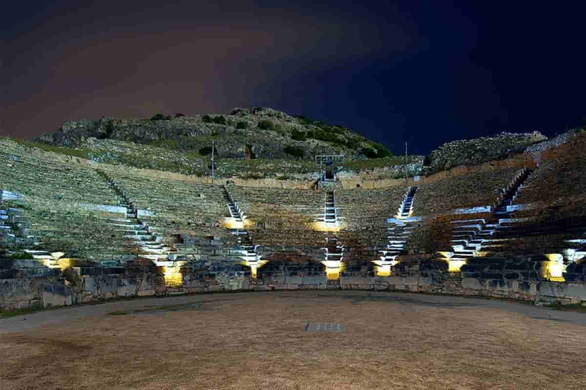 Στην elite των μπλοκέρ του Ολυμπιακού ο Μιλουτίνοφ