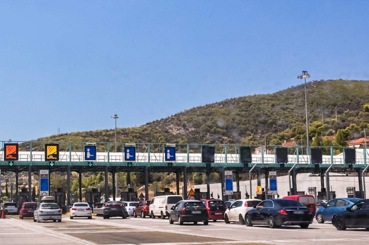 Δημοσκόπηση Opinion Poll: Σταθερότητα ζητούν οι πολίτες και όχι διαμαρτυρία- Τι λένε για νέα κόμματα