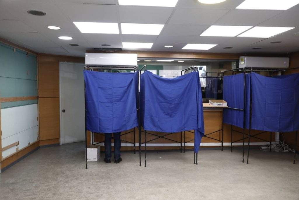 Η Γη της Ελιάς: Νέα εποχή στην προσωπική και επαγγελματική ζωή της…