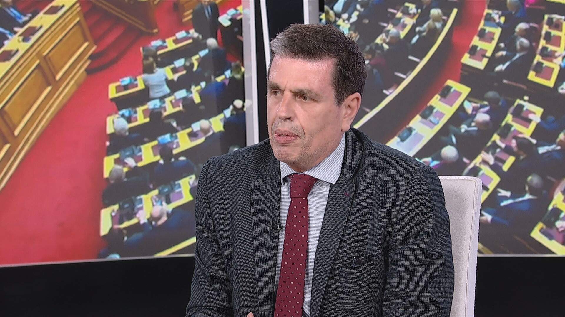 Καιρός/Προειδοποίηση : Έρχονται έντονες καταιγίδες και κεραυνοί – Τι ώρα θα «χτυπήσουν» την Αττική