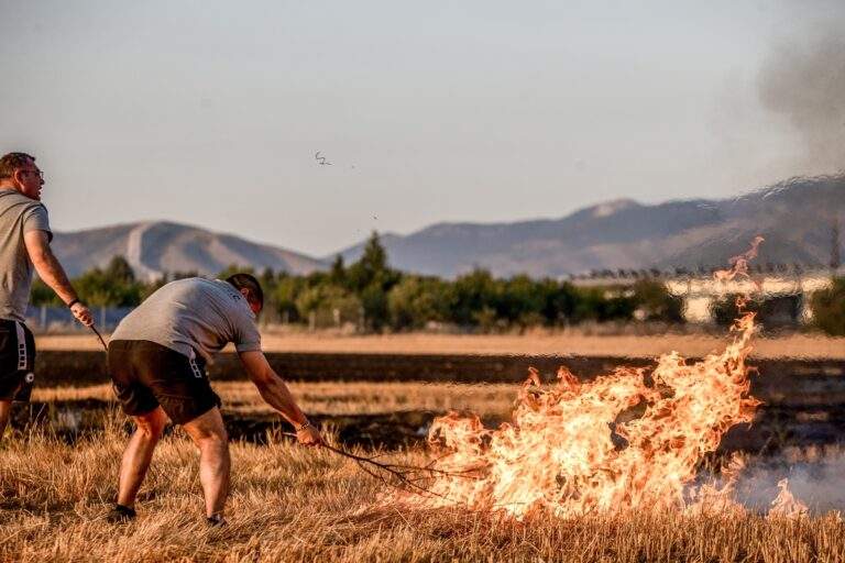«2 χιλιάρικα σούπερ»: Με πόσες δραχμές φούλαρες το αμάξι;