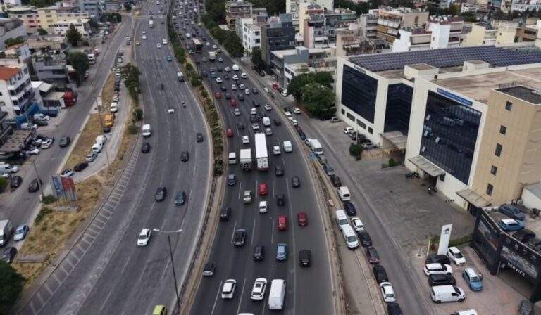 Καρφιά Καρυστιανού μετά τις αποχωρήσεις: «Δόλια κίνητρα, προσπαθούν να σπείρουν την διχόνοια»