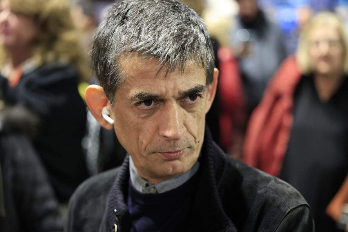 Γιώργος Μαζωνάκης: Η φωτογραφία με τραύματα στο πρόσωπο που ανησύχησε τους θαυμαστές του