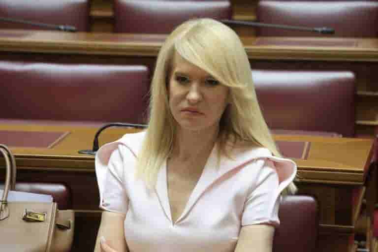 Σοκάρει η εξομολόγηση του Γιάννη Μαλλιαρού: «Μου είπε ότι “το πόδι του Σταύρου είναι στη θάλασσα”»