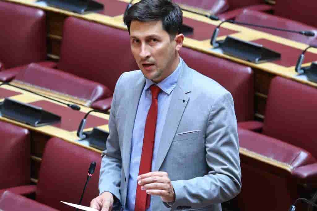 Να μ’ αγαπάς: Ο ματωμένος γάμος – Ξεψυχά στα χέρια της