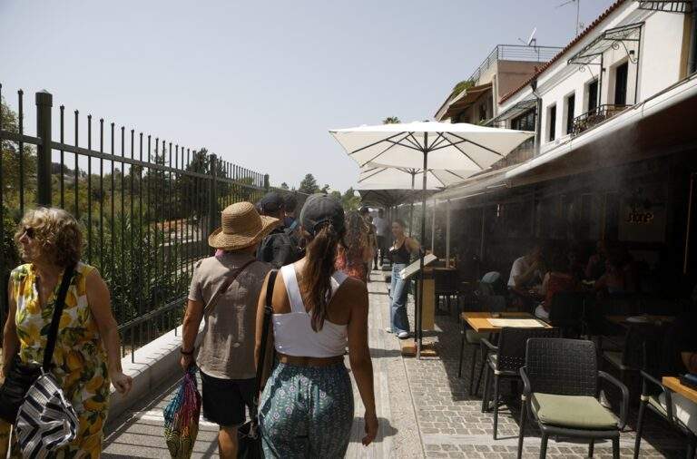 Κυψέλη: Η νεκρή στη βαλίτσα και η εξαφάνιση της μεσίτριας – Πώς κινείται η έρευνα για το μυστήριο