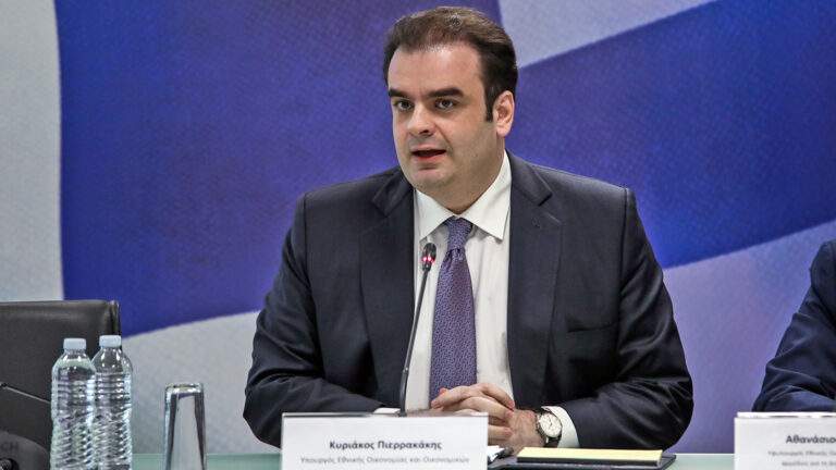 Φαμπίνιο – Ολυμπιακός: Επαφές για τον Βραζιλιάνο χαφ