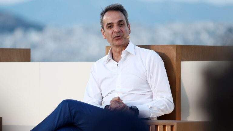 Εμπρησμοί στη Θεσσαλονίκη: «Ραμμένο» το στόμα του τέταρτου συλληφθέντα – Πού προσανατολίζονται οι έρευνες