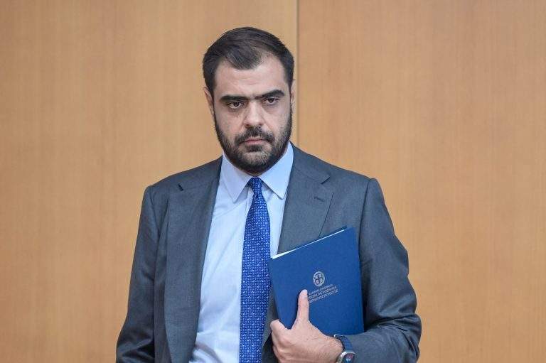 Μαρινάκης για εμπρησμούς: «Δολοφονικές επιθέσεις – Όταν βάζεις γκαζάκια, επιθυμείς να πεθάνουν»