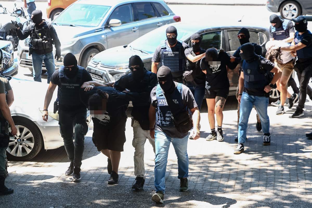Η αλήθεια πίσω από τα τραγούδια κάθε ομάδας στο Μουντιάλ